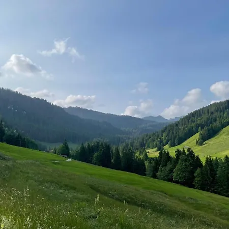 Ein Fuer Dich Alleine! Haselmaetteli *