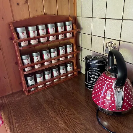 Ein Fuer Dich Alleine! Haselmaetteli *